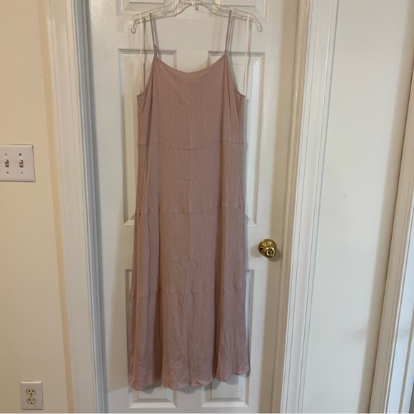 Beachy midi dress - Picture 1 of 10
